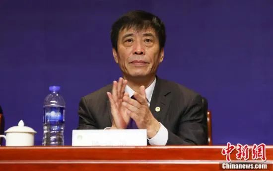 莫耶斯和范加尔也都因带队输给利物浦而影响了自己的位置，2014年3月，曼联主场0-3负于利物浦，莫耶斯甚至因在赛前称对手是热门而被嘲笑，37天后莫耶斯离任。